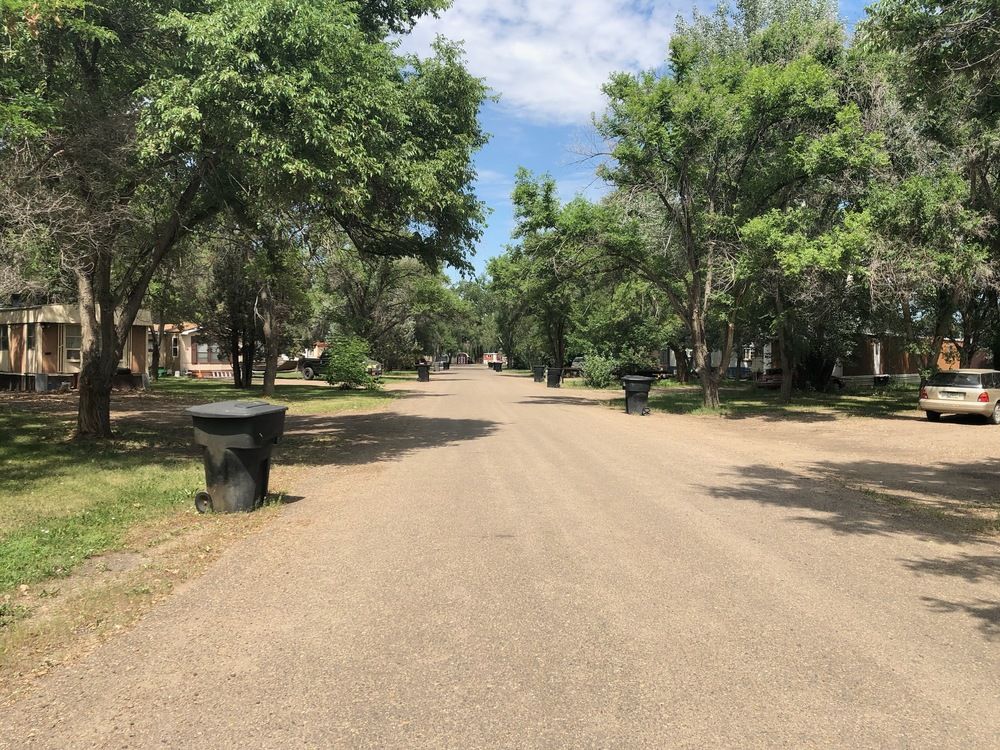 Casitas Del Rio: 1217 W Bell St, Glendive, MT 59330